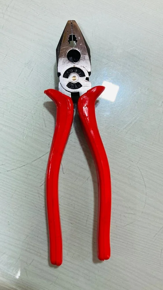 Plier