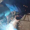 WELDING MACHINE